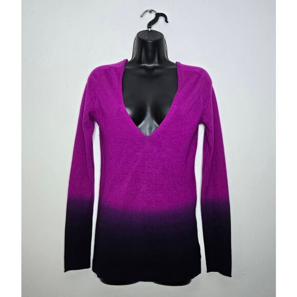 Theory 100% Cashmere Sweater Size Medium Two-Toned Ombre Deep V-Neck - Picture 1 of 5